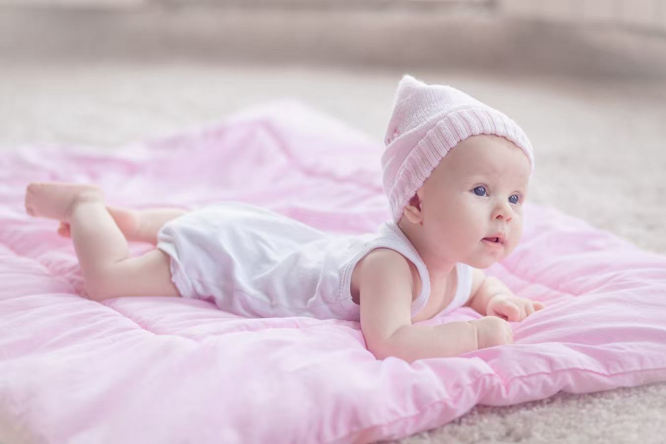 How to increase chances of having a girl naturally with timing basics, cycle tracking, and Pink Jelly support